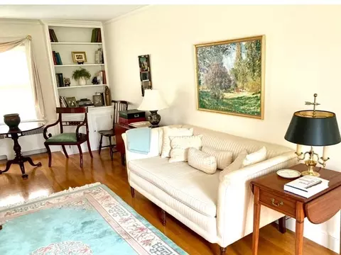 Living - 79 Monadnock Rd, Worcester, MA 01609 photo 4 of 6