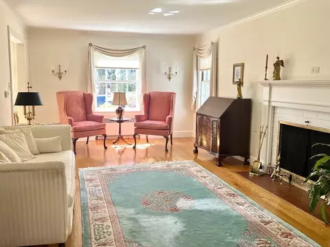 Living - 79 Monadnock Rd, Worcester, MA 01609 photo 3 of 6