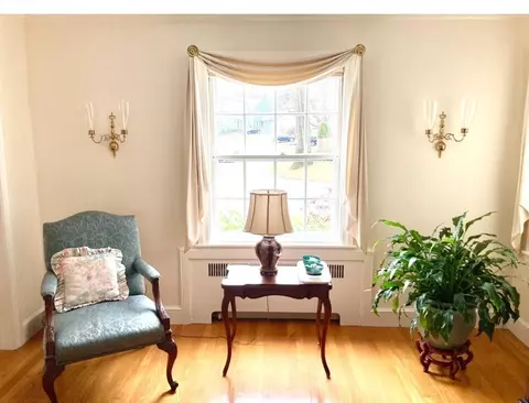 Living - 79 Monadnock Rd, Worcester, MA 01609 photo 5 of 6