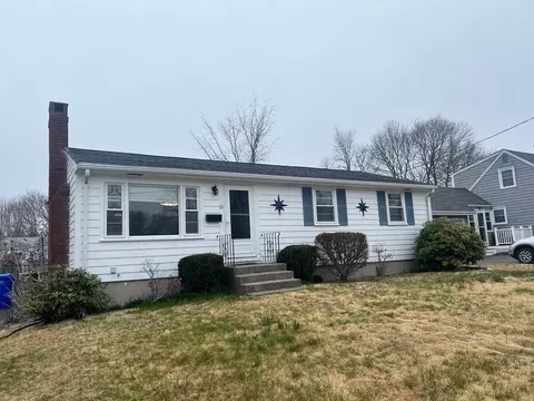 65 Johnson Ter, Rockland, MA 02370