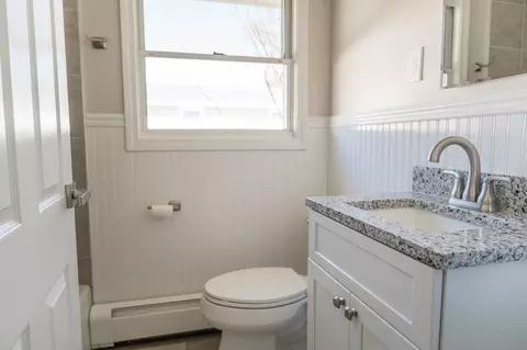 Bath - 14 David Rd, Framingham, MA 01701 photo 1 of 2