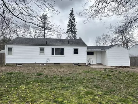 38 Hadley St, Springfield, MA 01118 photo 18