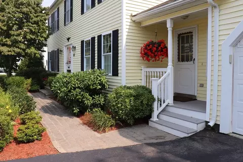Exterior - 6 Adelaide Cir, Worcester, MA 01606 photo 6 of 10