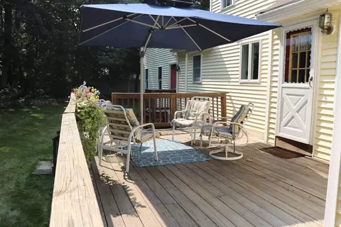 Exterior - 6 Adelaide Cir, Worcester, MA 01606 photo 8 of 10
