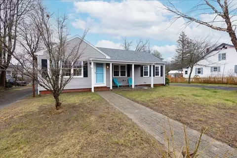 61 Beach Rd, Salisbury, MA 01952