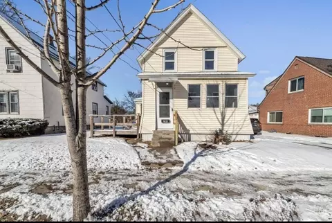 Exterior - 248 Parker St, Springfield, MA 01151 photo 4 of 4