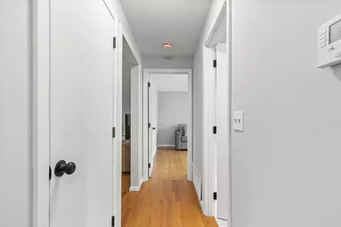 Entry Way - 36 Emery Rd, Townsend, MA 01469 photo 2 of 3
