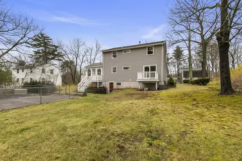 Exterior - 36 Emery Rd, Townsend, MA 01469 photo 6 of 7