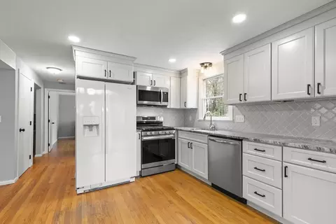 Kitchen - 36 Emery Rd, Townsend, MA 01469 photo 2 of 4