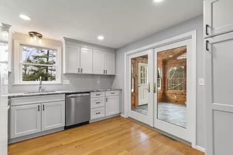 Kitchen - 36 Emery Rd, Townsend, MA 01469 photo 4 of 4