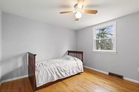 Bedroom - 36 Emery Rd, Townsend, MA 01469 photo 6 of 7