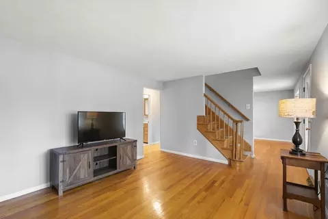 Living - 36 Emery Rd, Townsend, MA 01469 photo 4 of 5