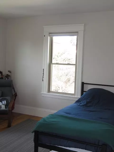 Bedroom - 9 Greendale Ave, Worcester, MA 01606 photo 5 of 5
