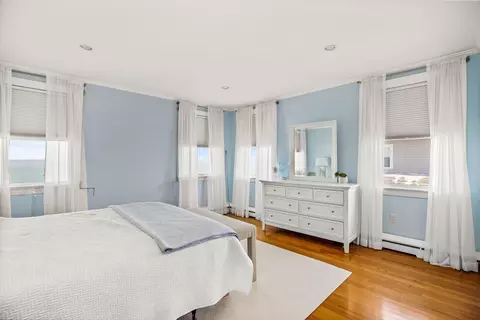 Bedroom - 75 Surfside Rd, Scituate, MA 02066 photo 2 of 4