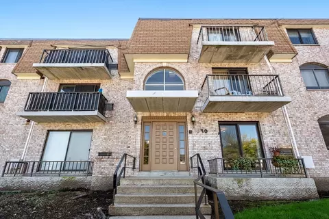 30 High St #101, Dedham, MA 02026