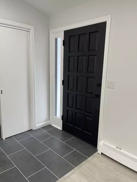 Entry Way - 3 Berkshire Cir, Ware, MA 01082 photo 1 of 4
