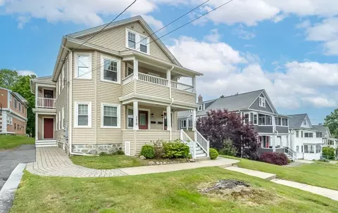 170-172 N Main St, Andover, MA 01810