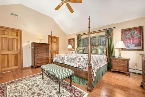Bedroom - 9 Berkeley Dr, Franklin, MA 02038 photo 2 of 8