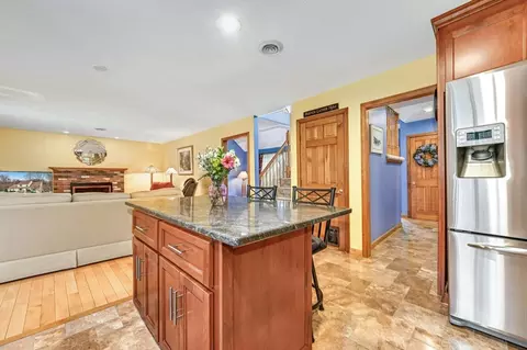 Kitchen - 9 Berkeley Dr, Franklin, MA 02038 photo 7 of 7
