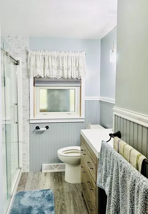Bath - 6 Elaine St, Webster, MA 01570 photo 2 of 2