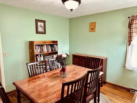 Dining - 6 Elaine St, Webster, MA 01570 photo 3 of 3