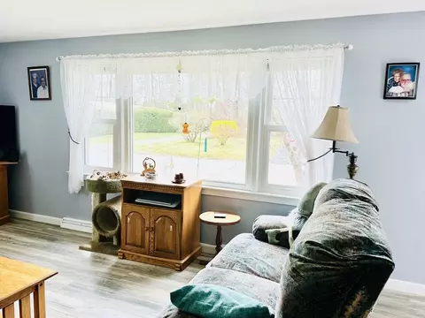 Bedroom - 6 Elaine St, Webster, MA 01570 photo 1 of 5