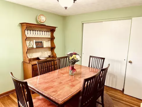 Dining - 6 Elaine St, Webster, MA 01570 photo 2 of 3