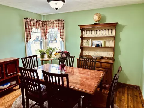Dining - 6 Elaine St, Webster, MA 01570 photo 1 of 3