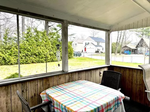 Exterior - 6 Elaine St, Webster, MA 01570 photo 4 of 5