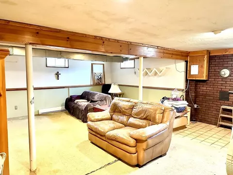 Living - 6 Elaine St, Webster, MA 01570 photo 5 of 5