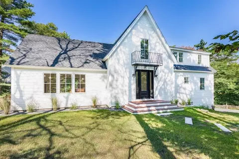 36 Bennett St N, Gloucester, MA 01930