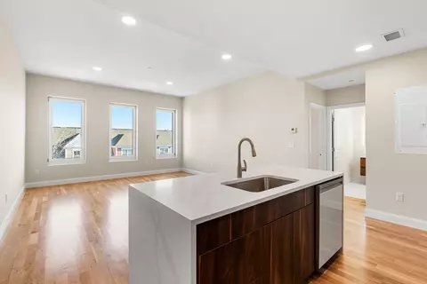 16 Taber St #304, Roxbury, MA 02119