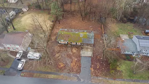 164 Westfield Dr, Holliston, MA 01746