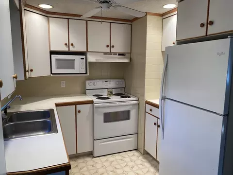 Kitchen - 53 Aldrew Ter, Springfield, MA 01119 photo 3 of 3