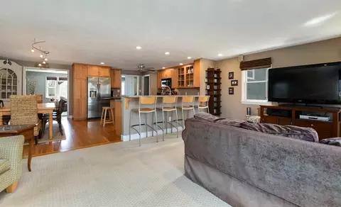 Living - 89 Edwardel Rd, Needham, MA 02492 photo 8 of 10