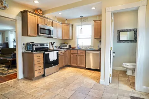 435 Cabot #A, Beverly, MA 01915 photo 10