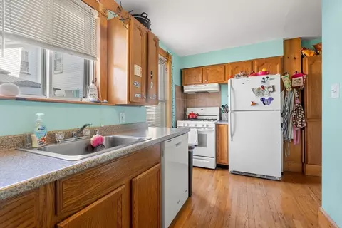 118-120 Green St, Melrose, MA 02176