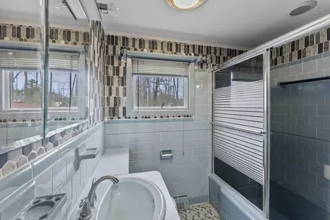 Bath - 31 Sunset Dr, Raynham, MA 02767 photo 1 of 4