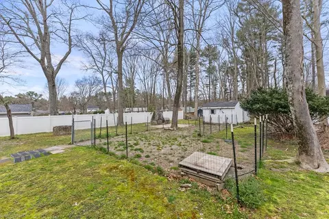 View/Area - 31 Sunset Dr, Raynham, MA 02767 photo 1 of 3