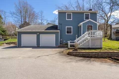 2 Burnap Ln, Auburn, MA 01501