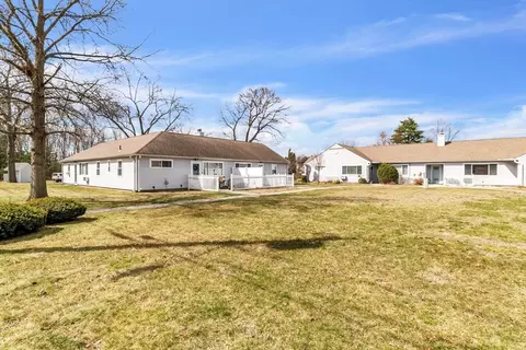 Exterior - 112 Andersen Rd #112, Chicopee, MA 01022 photo 6 of 7