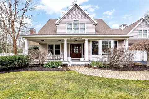 239 Oxford Dr, Barnstable, MA 02635