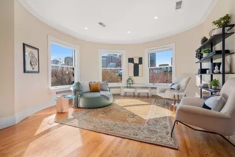 20 Gloucester St #4, Boston, MA 02115