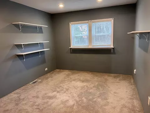 Bedroom - 168 Pine St, Hardwick, MA 01037 photo 3 of 3