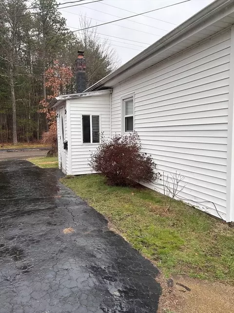 Exterior - 168 Pine St, Hardwick, MA 01037 photo 3 of 5