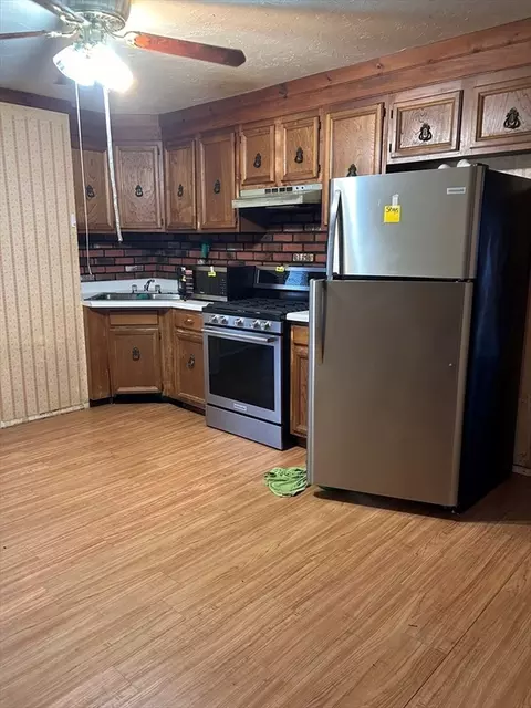 Kitchen - 168 Pine St, Hardwick, MA 01037 photo 2 of 2