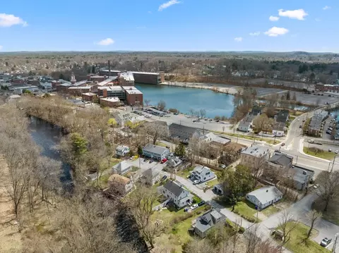 View/Area - 5 Riverbank Rd #5, Maynard, MA 01754 photo 3 of 3