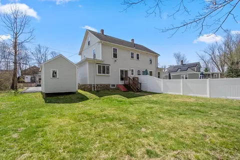 Exterior - 5 Riverbank Rd #5, Maynard, MA 01754 photo 6 of 11