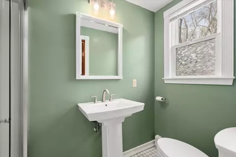 Bath - 5 Riverbank Rd #5, Maynard, MA 01754 photo 2 of 3