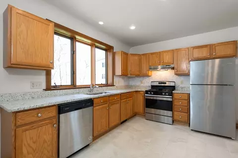 Kitchen - 5 Riverbank Rd #5, Maynard, MA 01754 photo 4 of 4